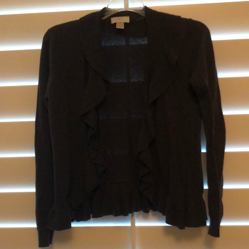 Ruffle cardigan